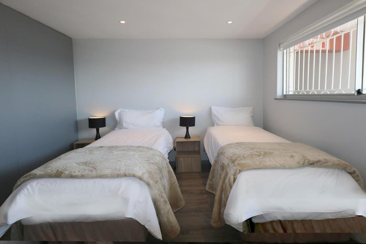 Apartamento Sunrise Penthouse Muizenberg Exterior foto